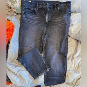 GAP Women's Dark Gray Straight Leg Jeans